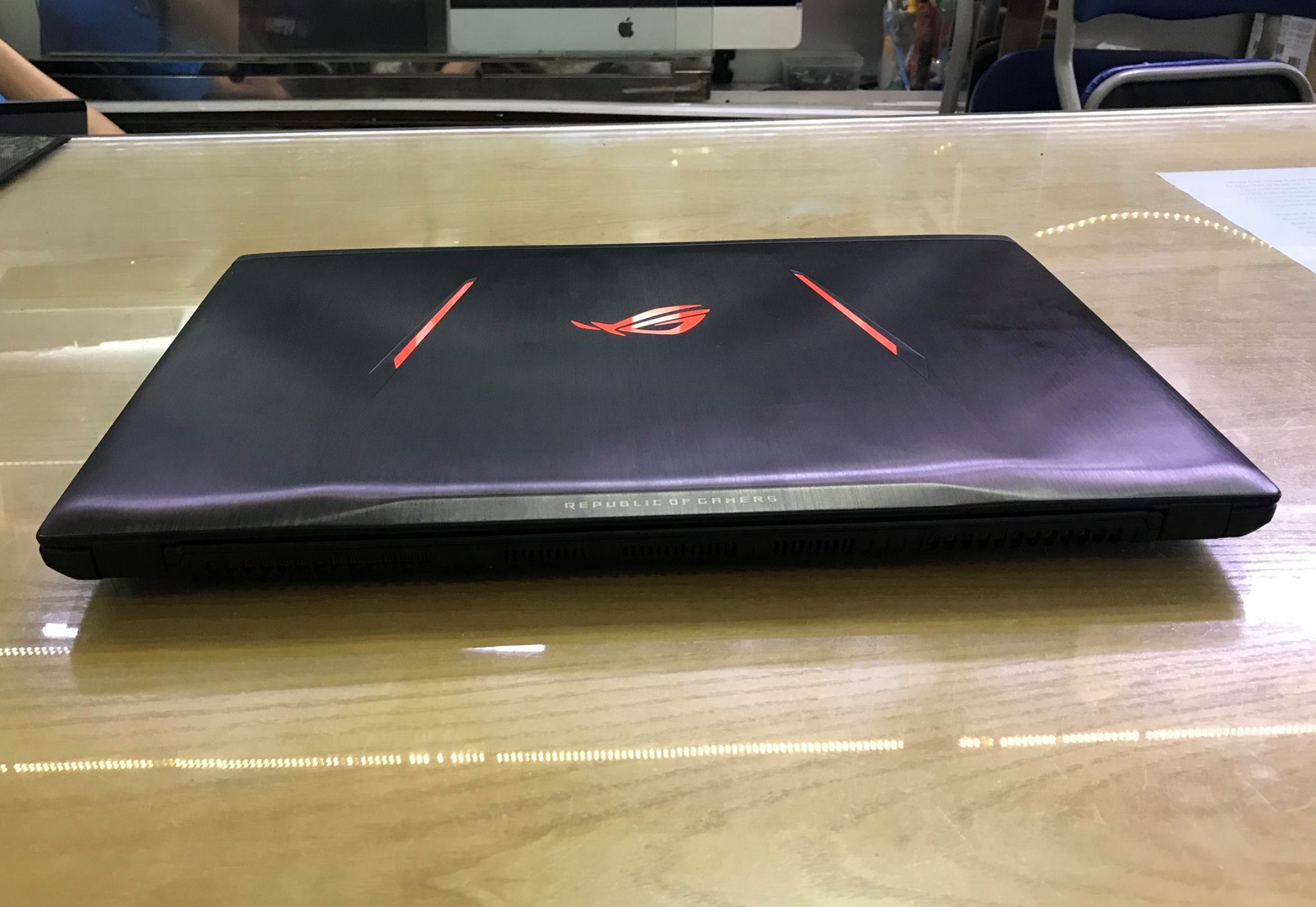 Laptop Asus ROG Strix GL502-8.jpg